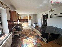 Prodej rodinného domu 337 m², pozemek 564 m² - 26