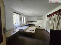 Prodej rodinného domu 337 m², pozemek 564 m² - 29