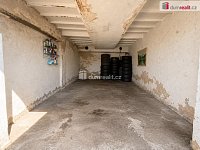 Prostorný rodinný dům 4+1 v Hostovicích, velká zahrada, garáž a výhled na Ústí nad Labem - 29