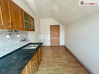 pronájem bytu 2+1 52 m2 v cihlovém domě v Kolíně 5