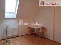 Pronájem pokoje,s koupelnoua WC, 20 m2, Zenklova, Praha - 2