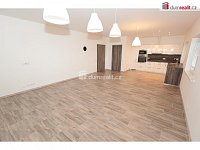 Světlý nízkoenergetický bungalov, 152,40 m2, 4+kk, OV, novostavba 2018, Sibřina - 15