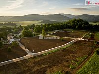 Prodej zasíťovaného stavebního pozemku 962 m2, Květnová - 7