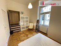 Pronájem bytu 2+kk 48 m2 P5 Smíchov po rekonstrukci zařízený cihla - 10