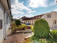 Prodej RD 3+1, 150m2, OV s půdou, terasou a sklepem v Dolních Kounicích - 9