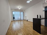 Pronájem 3kk 78m2 P9 Hloubětín Slévačská lodžie nezařízeno