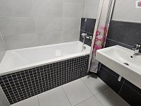 Pronájem 3kk 78m2 P9 Hloubětín Slévačská lodžie nezařízeno - 10