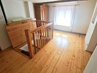 prodej patrového rodinného domu se zahradou v obci Heřmanice u Žandova - 23