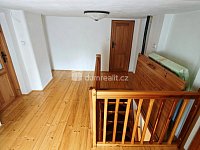 prodej patrového rodinného domu se zahradou v obci Heřmanice u Žandova - 24