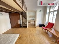 Pronájem bytu 1+1 43 m2 P5 Smíchov zařízený patro na spaní cihla po rekonstrukci - 7