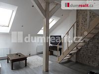 Pronájem 1+1 42m2 P3 Žižkov zařízený po rekonstrukci mezonet - 10