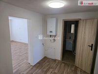 Pronájem bytu 3+1 Všejany - 19