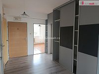 Hezký byt 4+1 po částečné rekonstrukci, Zbuzany u Prahy - 16