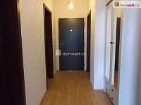 pronájem 2kk 63m2 s balkonem 11m2 P9 Letňany Hlučkova novostavba částečně zařízen garážové stání sklep - 14