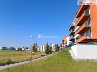 pronájem 2kk 63m2 s balkonem 11m2 P9 Letňany Hlučkova novostavba částečně zařízen garážové stání sklep - 16