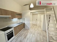 Pronájem bytu 1+kk 22m2 po rekonstrukci P5 Smíchov zařízený cihla - 2