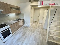 Pronájem bytu 1+kk 22m2 po rekonstrukci P5 Smíchov zařízený cihla - 4
