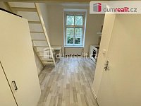 Pronájem bytu 1+kk 22m2 po rekonstrukci P5 Smíchov zařízený cihla - 5