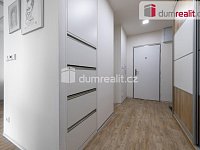 Pronájem bytu 2+kk 50m2 P9 Prosek zařízený po rekonstrukci komora - 10