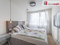 Pronájem bytu 2+kk 50m2 P9 Prosek zařízený po rekonstrukci komora - 7