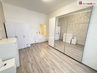 Pronájem bytu 2+kk 43 m2 P7 Holečovice po rekonstrukci zařízený cihla výtah - 5