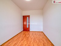 Nadstandardní vyjímečný prostorný byt 4+kk s terasou 99 m2 a dvěma garážemi - Praha Stodůlky - 15