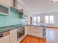 Nadstandardní vyjímečný prostorný byt 4+kk s terasou 99 m2 a dvěma garážemi - Praha Stodůlky - 2