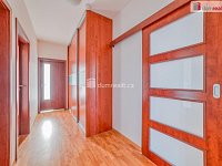 Nadstandardní vyjímečný prostorný byt 4+kk s terasou 99 m2 a dvěma garážemi - Praha Stodůlky - 21