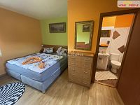 Prodej penzionu 222 m2 se zahradou, CP 1.261 m2, Votice - 20