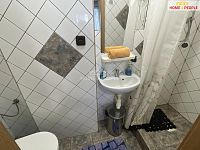 Prodej penzionu 222 m2 se zahradou, CP 1.261 m2, Votice - 24