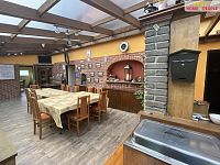 Prodej penzionu 222 m2 se zahradou, CP 1.261 m2, Votice - 8