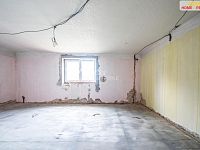Prodej statku s obytnou jednotkou 83m u Hořovic - 16
