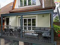 prodej RD v dispozici 6+3, 159 m2 + terasa 25 m2, ul. Hálkova, Řevnice - pohled dům2