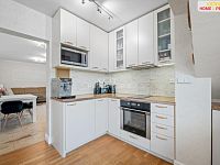 prodej RD s nebytovým prostorem, v dispozici 6+3, 159 m2 + terasa 25 m2, ul. Hálkova, Řevnice - 18