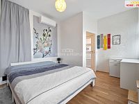 prodej RD s nebytovým prostorem, v dispozici 6+3, 159 m2 + terasa 25 m2, ul. Hálkova, Řevnice - 23