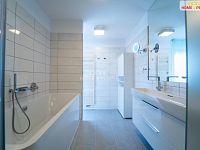 Prodej mezonetového bytu 4+kk/T, 237m², 6.p. a 7.p., Praha 3 - 17