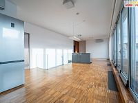 Prodej mezonetového bytu 4+kk/T, 237m², 6.p. a 7.p., Praha 3 - 5