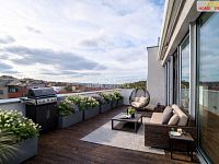 Prodej mezonetového bytu 4+kk/T, 237m², 6.p. a 7.p., Praha 3 - 6