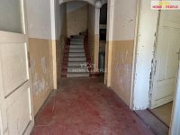 Prodej rodinné domu v centru města Aš - 11