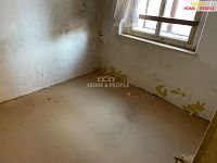 Prodej rodinné domu v centru města Aš - 12