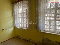 Prodej rodinné domu v centru města Aš - 5