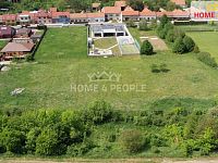 Prodej řadového rodinného domu 4+kk s garáží v Těšově u UB s pozemkem (č.10) 678 m². - 13