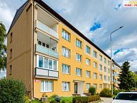 Prodej bytu 3+1, 65m2, Karlovy Vary - Stará Role - 12