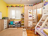 Prodej rodinného domu o třech bytových jednotkách Přívory - Všetaty - 17