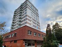 Pronájem bytu, 1+1/K, 40m², Zvonková, Praha