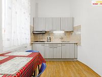 Prodej komerčního objektu s ubytováním  - 17