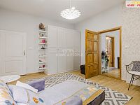 Prodej komerční vily s restaurací - 14