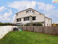 Prodej bytu 4+kk se zahradou a garáží, Koloděje - 26