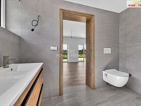 Prodej prostorného domu 7+kk, Cerhenice - 18