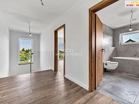 Prodej prostorného domu 7+kk, Cerhenice - 27